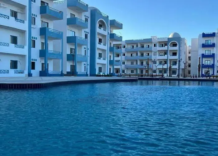 Oasis Marina Compound * Hurghada